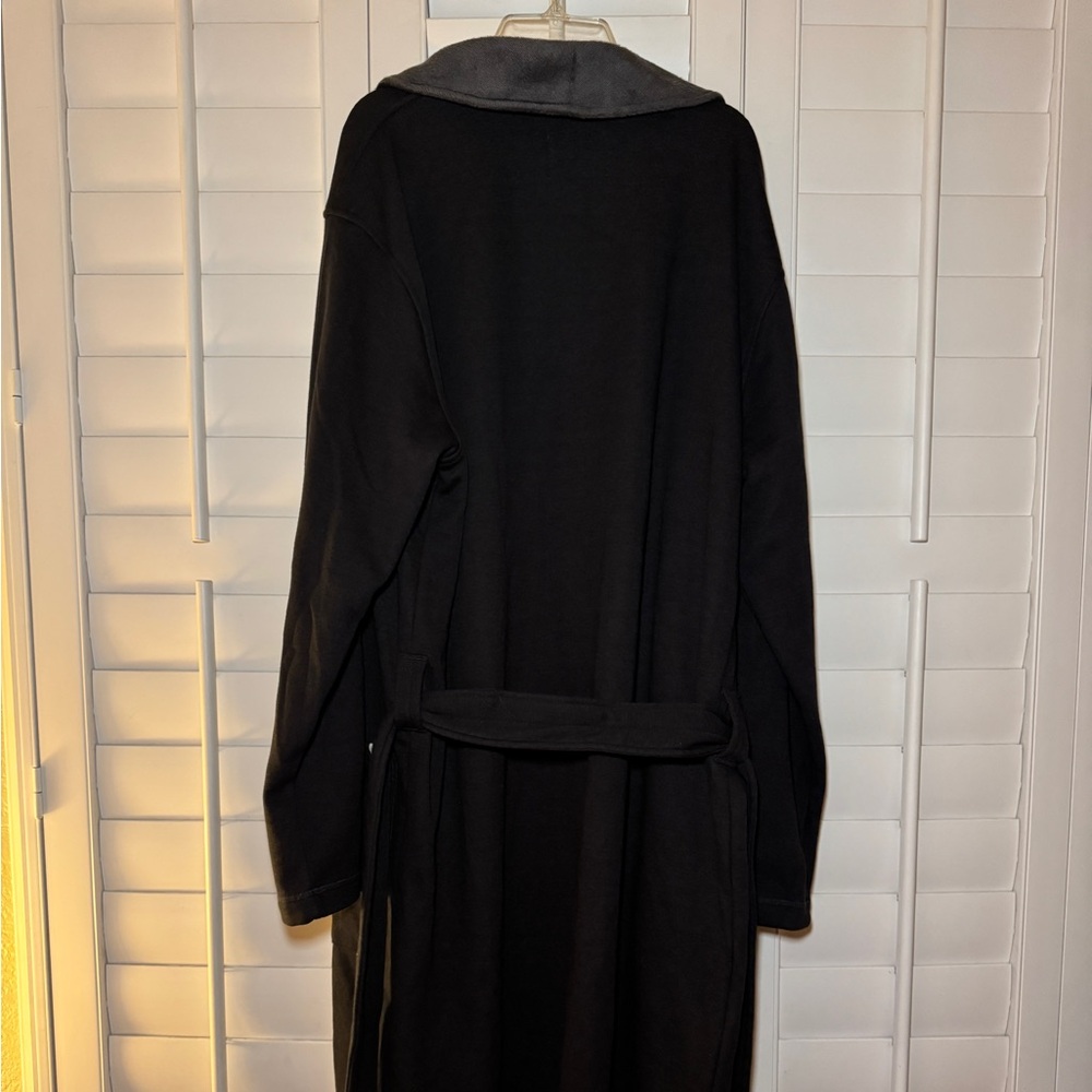 UGG Charcoal/Black and Ash Fleece Robe M/L, Unisex, Brand new - Picture 4 of 6